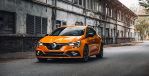 Voiture essence Renault